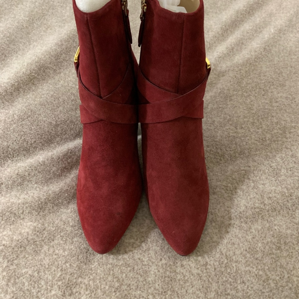 Nine West Cavanagh Burgundy Suede Ankle Boots